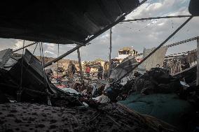 Airstrike On Tent Camp Kills Displaced Palestinians - Khan Younis