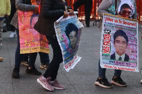 Relatives Of The 43 Missing At The National Palace - Mexico City