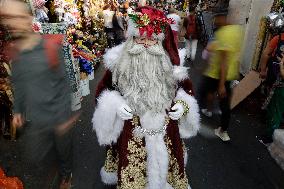 Santa Claus Tours Sonora Market In Mexico City