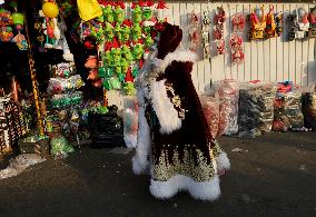 Santa Claus Tours Sonora Market In Mexico City