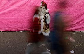 Santa Claus Tours Sonora Market In Mexico City