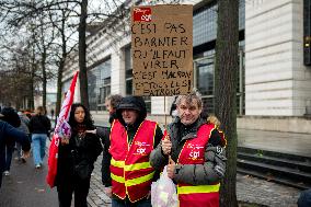 Public Service Demonstration - Paris