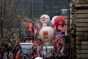 Public Service Demonstration - Paris