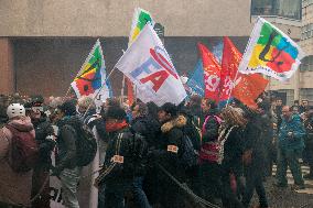 Public Service Demonstration - Paris