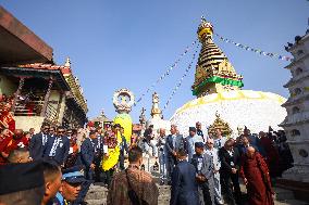 Bhutanese King Jigme Khesar Namgyel Wangchuk Visits Swayambhunath Stupa In Stopover Visit