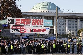 Seoul ahead of vote on impeachment motion against Yoon