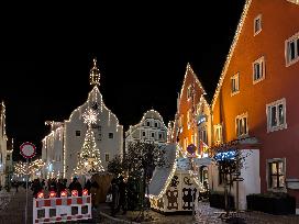 Annual Fairytale Bavarian Christmas Illumination And Christmas Markets In Abensberg