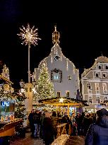 Annual Fairytale Bavarian Christmas Illumination And Christmas Markets In Abensberg