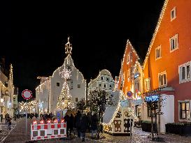 Annual Fairytale Bavarian Christmas Illumination And Christmas Markets In Abensberg