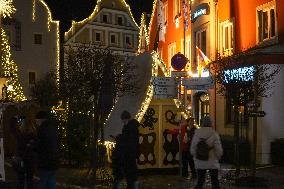 Annual Fairytale Bavarian Christmas Illumination And Christmas Markets In Abensberg