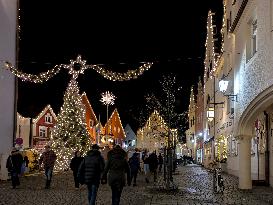 Annual Fairytale Bavarian Christmas Illumination And Christmas Markets In Abensberg