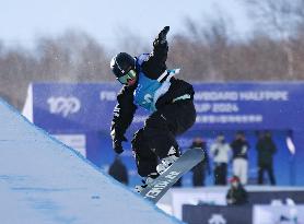 FIS Snowboard Halfpipe 2024 Qualifications - China