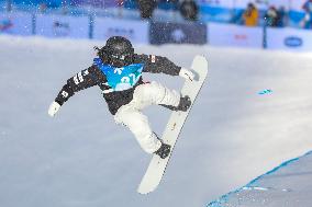 FIS Snowboard Halfpipe 2024 Qualifications - China