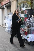 Angelina Jolie Shopping - Paris