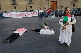 Palestinian Activists And Supporters Demonstrate Against The Genocide In Gaza At The Zócalo In Mexico City