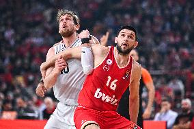 Olympiacos Piraeus vs Paris Basketball : Euroleague, Round 14