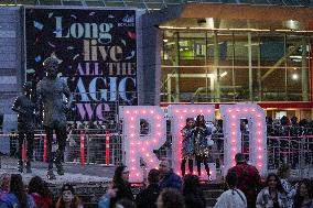 Fans At Taylor Swift Concert - Vancouver