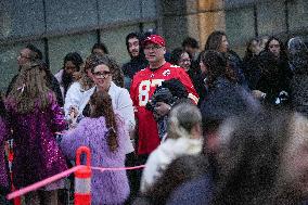 Fans At Taylor Swift Concert - Vancouver