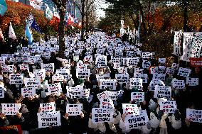 Nationwide Protests Demand President Yoon Suk Yeol’s Impeachment In South Korea