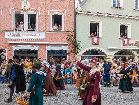 Landshut Wedding: A Grand Historical Pageant In Bavaria