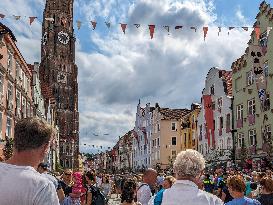 Landshut Wedding: A Grand Historical Pageant In Bavaria