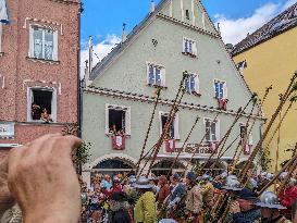 Landshut Wedding: A Grand Historical Pageant In Bavaria