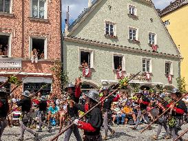 Landshut Wedding: A Grand Historical Pageant In Bavaria