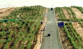 China Fortifies Green Great Wall To Contain Desert