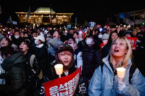 Nationwide Protests Demand President Yoon Suk Yeol’s Impeachment In South Korea