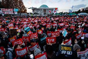 Nationwide Protests Demand President Yoon Suk Yeol’s Impeachment In South Korea