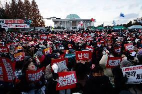 Nationwide Protests Demand President Yoon Suk Yeol’s Impeachment In South Korea