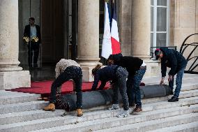 Macron Receives Trump And Zelensky At The Elysee Palace