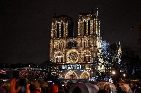 Notre-Dame Reopening Outside Atmosphere - Paris