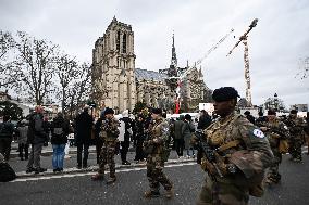 Notre-Dame Reopening Outside Atmosphere - Paris