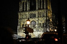 Notre-Dame Reopening Outside Atmosphere - Paris