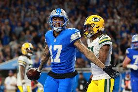 Green Bay Packers vs Detroit Lions