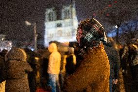 Crowds during Notre-Dame Cathedral re-opening ceremony - Paris