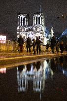 Crowds during Notre-Dame Cathedral re-opening ceremony - Paris