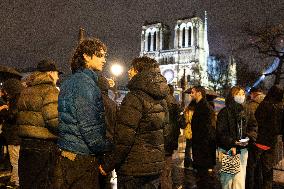 Crowds during Notre-Dame Cathedral re-opening ceremony - Paris