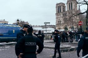 Notre-Dame Reopening Outside Atmosphere - Paris