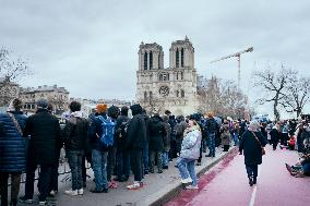 Notre-Dame Reopening Outside Atmosphere - Paris