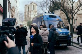 Notre-Dame Reopening Outside Atmosphere - Paris