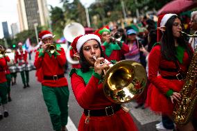 Colombia Stars Christmas Season