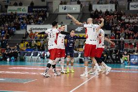 ZAKSA Kedzierzyn Kozle v GKS Katowice - Plus Liga