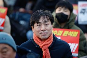 'Impeach Yoon Suk-yeol, Leader Of Treason, Immediately' Rally Demands Swift Action In South Korea