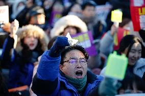 'Impeach Yoon Suk-yeol, Leader Of Treason, Immediately' Rally Demands Swift Action In South Korea