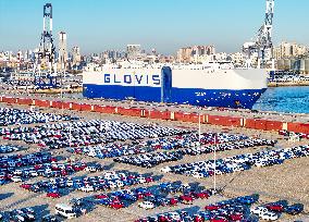 Vehicles Export From Yantai Port