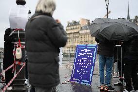 Atmosphere During First Mass For The Public Notre-Dame Cathedral - Paris