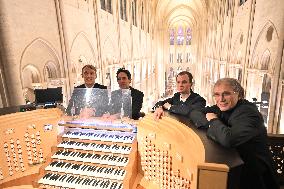 First Mass For The Public Notre-Dame Cathedral - Paris