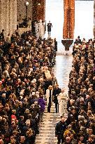 First Mass For The Public Notre-Dame Cathedral - Paris